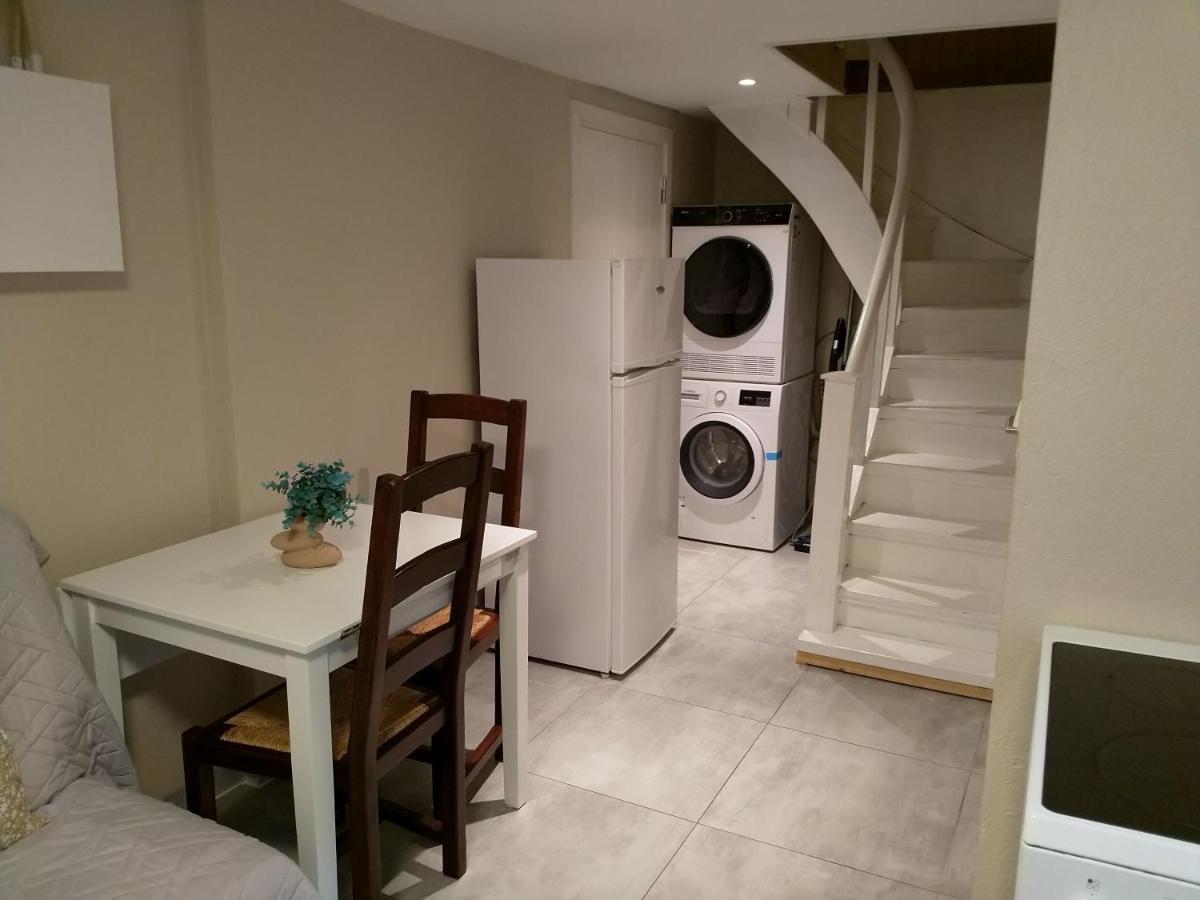 Renovated Semi- Basement 2 Bedrooms Furnished Apartment - Close To Everything In Moss Dış mekan fotoğraf
