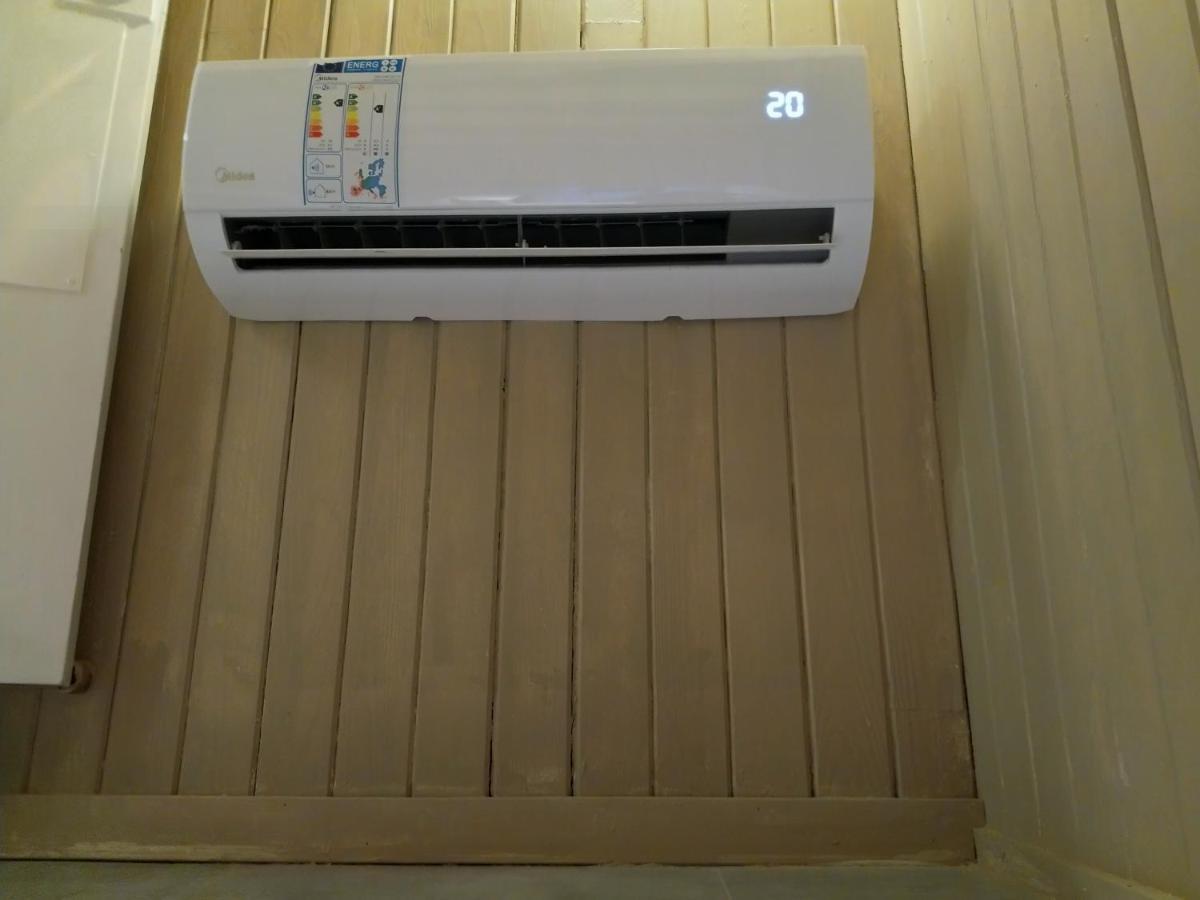 Renovated Semi- Basement 2 Bedrooms Furnished Apartment - Close To Everything In Moss Dış mekan fotoğraf