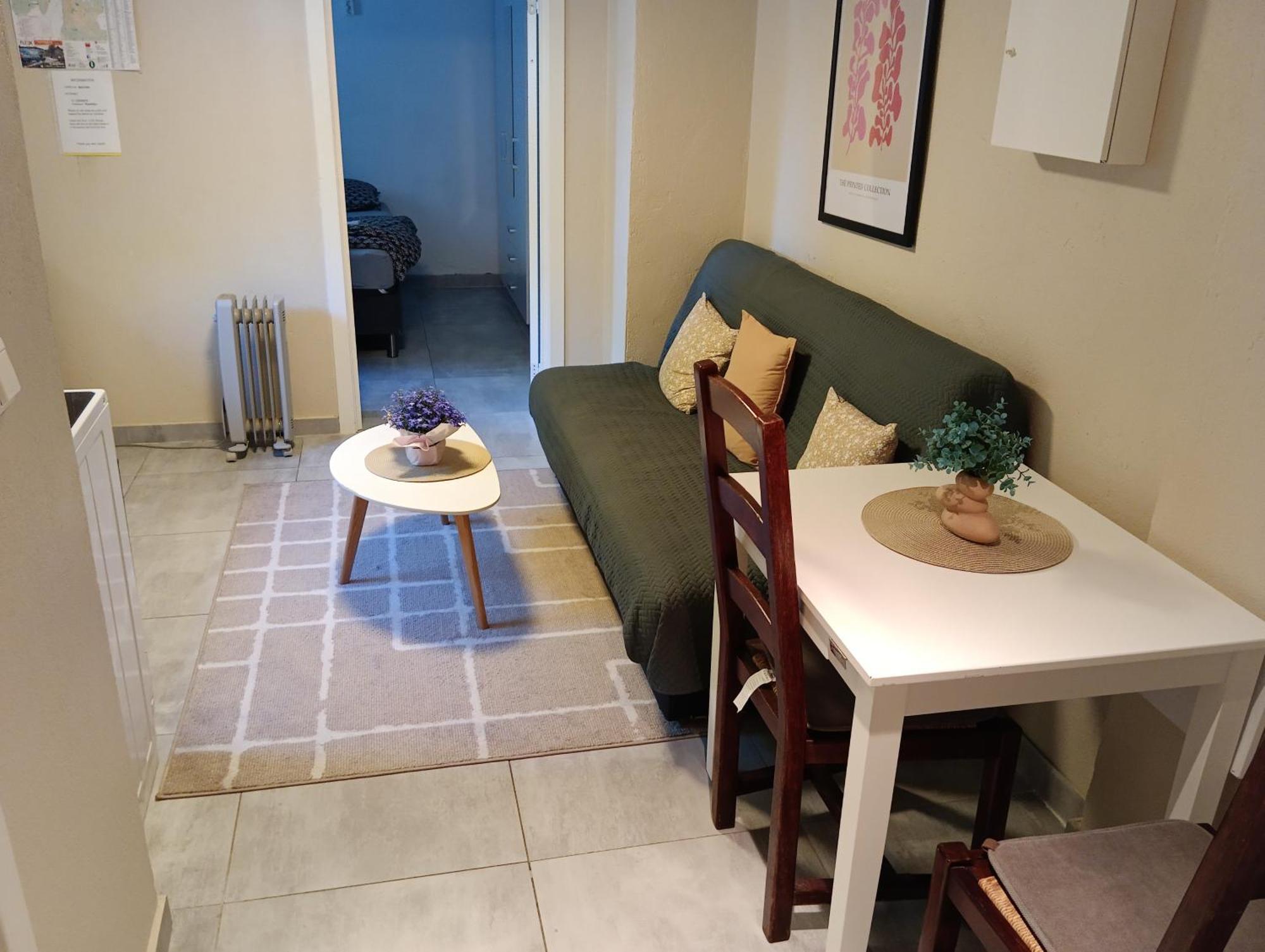 Renovated Semi- Basement 2 Bedrooms Furnished Apartment - Close To Everything In Moss Dış mekan fotoğraf
